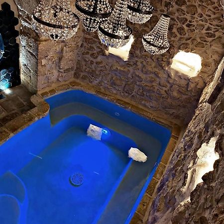 White Dream Apartment Ostuni Bagian luar foto
