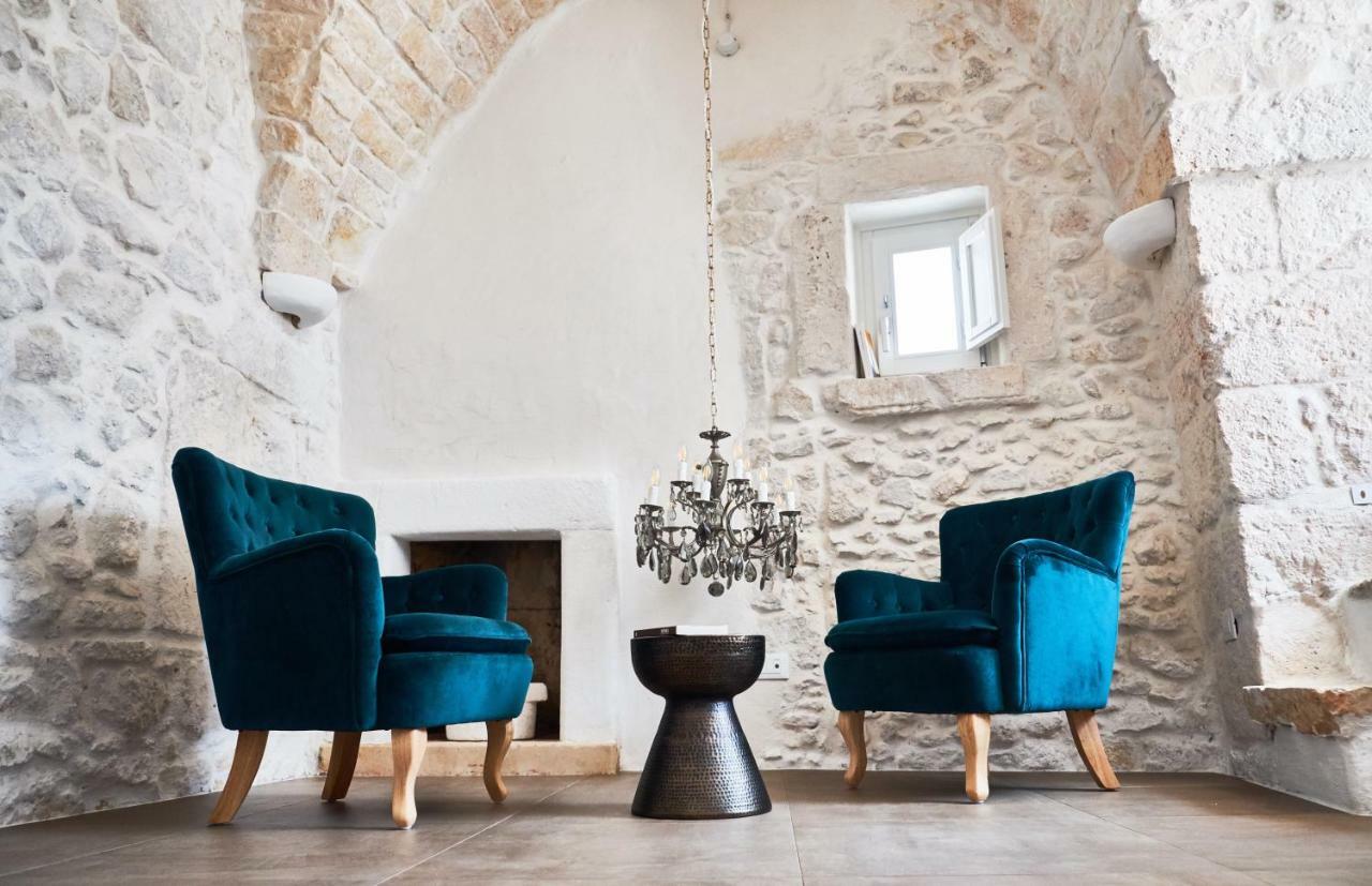 White Dream Apartment Ostuni Bagian luar foto