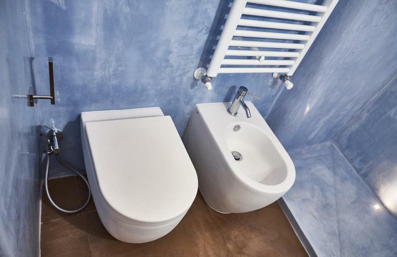 White Dream Apartment Ostuni Bagian luar foto