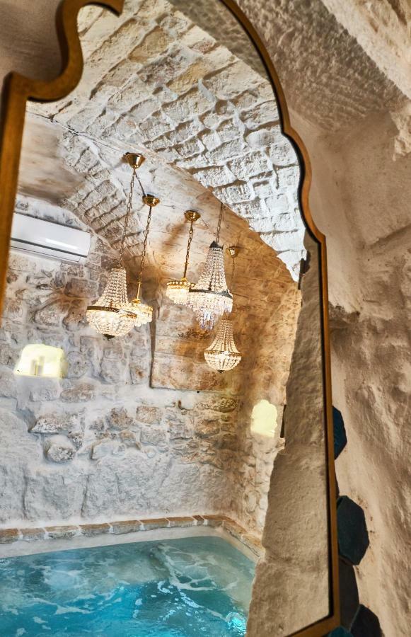 White Dream Apartment Ostuni Bagian luar foto
